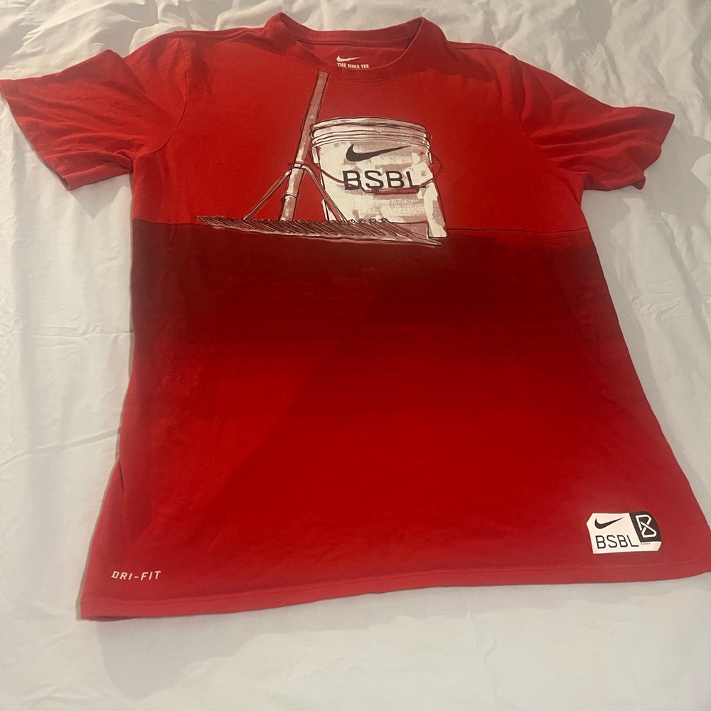 Nike Red Dri-Fit Tee - Picture 2 of 6